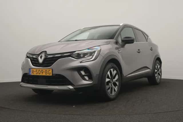 Renault Captur (2022) thumbnail 5