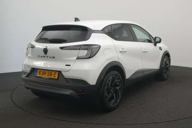 Renault Captur (2026) thumbnail 4