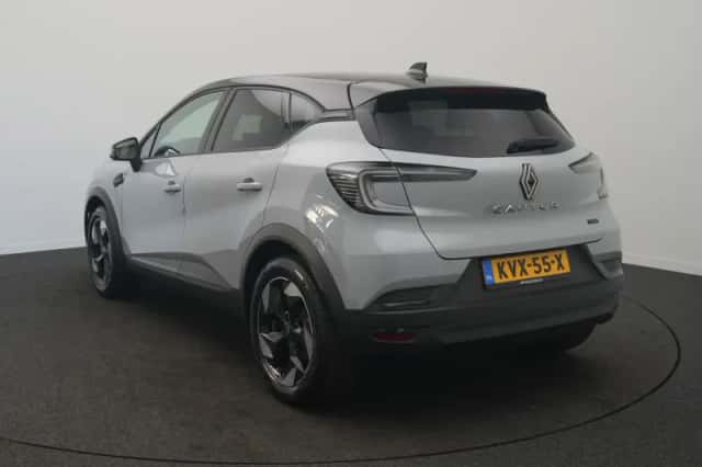 Renault Captur (2026) thumbnail 3