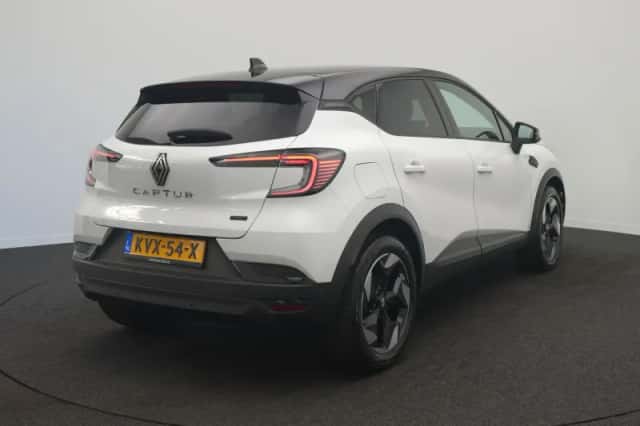 Renault Captur (2026) thumbnail 4