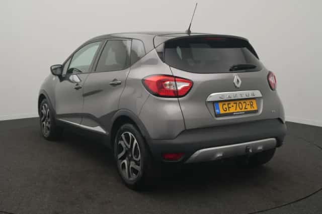 Renault Captur (2015) thumbnail 3