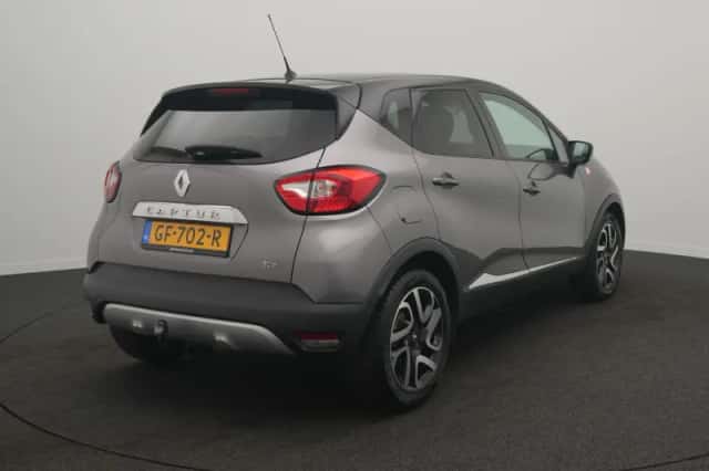 Renault Captur (2015) thumbnail 4