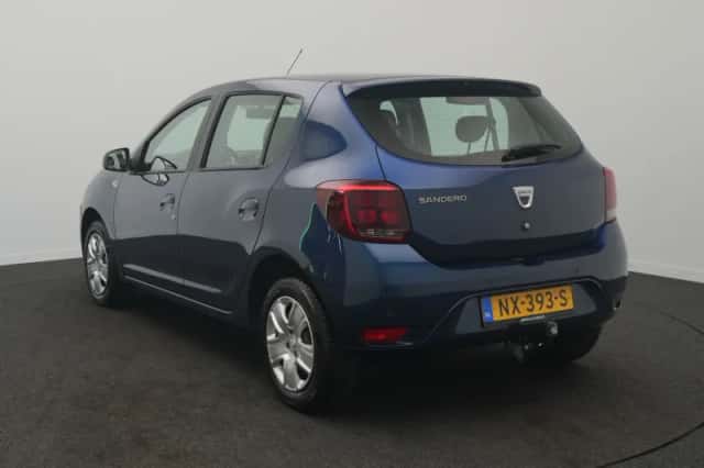 Dacia Sandero (2017) thumbnail 3