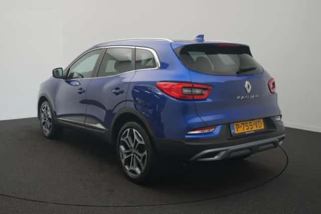 Renault Kadjar (2022) thumbnail 3