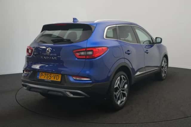 Renault Kadjar (2022) thumbnail 4
