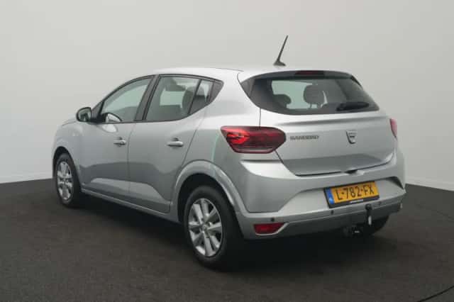 Dacia Sandero (2021) thumbnail 3
