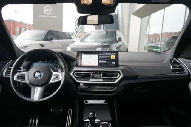 BMW X3 (2023) thumbnail 4