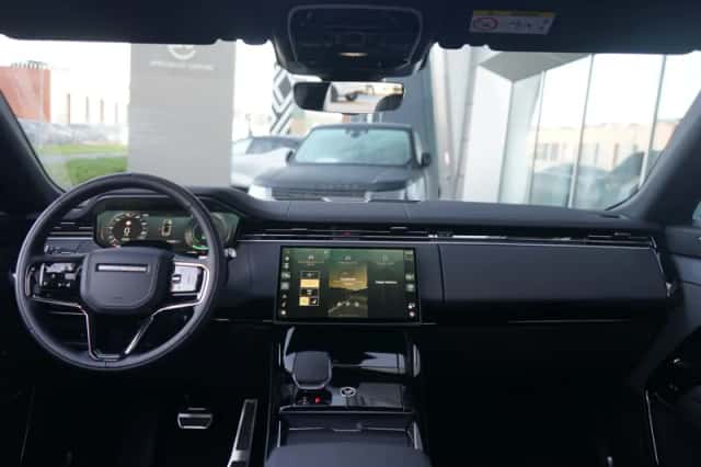 Land Rover Range Rover Sport (2026) thumbnail 4