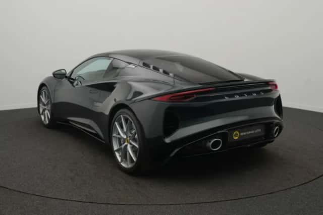 Lotus Emira (2026) thumbnail 3