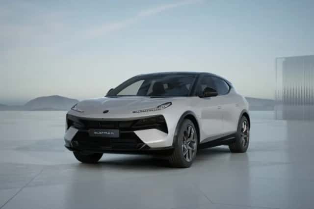 Lotus Eletre (2026) thumbnail 2