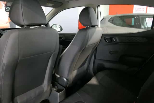 Hyundai i10 (2024) thumbnail 6