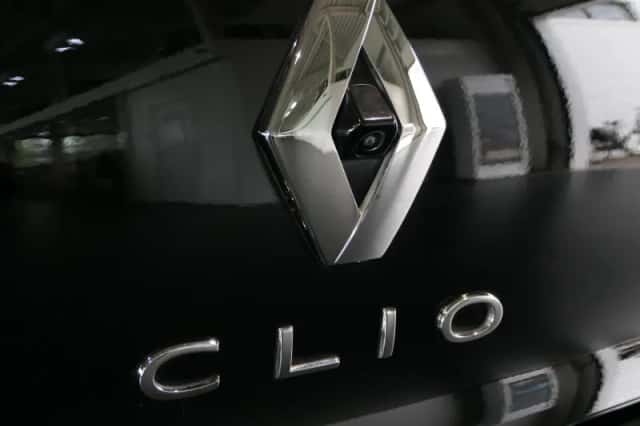 Renault Clio (2022) thumbnail 5