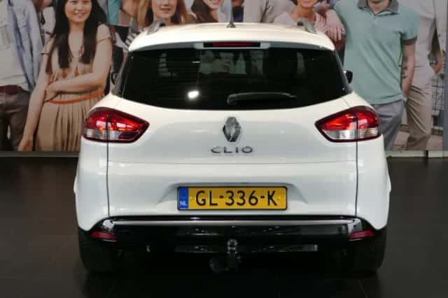 Renault Clio (2015) thumbnail 4