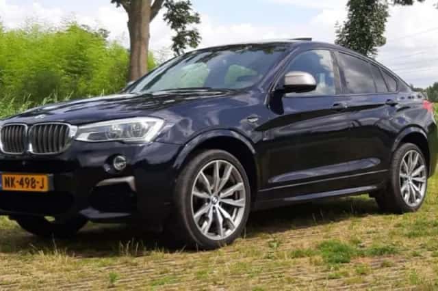 BMW X4 (2016) thumbnail 1