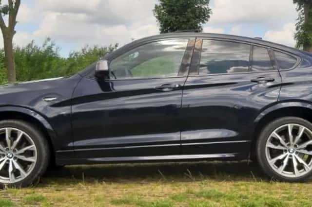 BMW X4 (2016) thumbnail 3