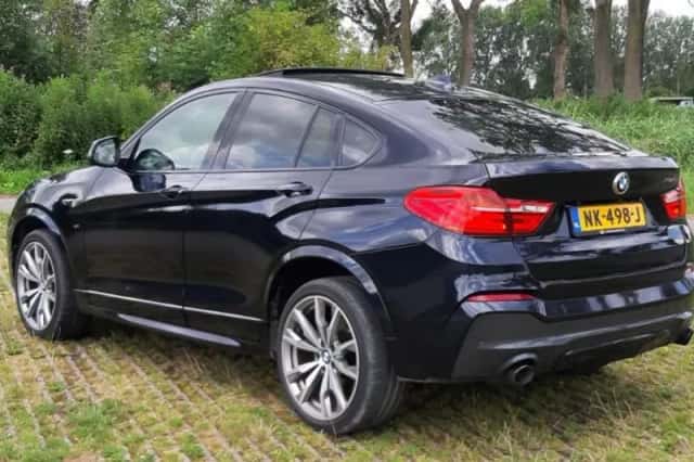 BMW X4 (2016) thumbnail 5