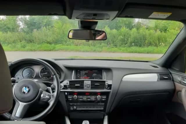 BMW X4 (2016) thumbnail 6