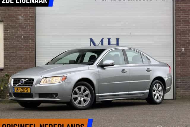 Volvo S80 (2010) thumbnail 1