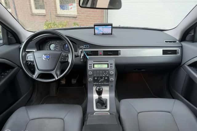 Volvo S80 (2010) thumbnail 4