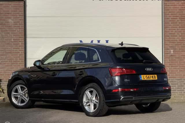 Audi Q5 (2017) thumbnail 3