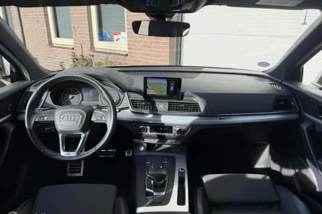 Audi Q5 (2017) thumbnail 4