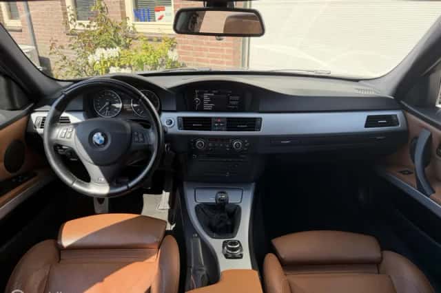 BMW 3-Serie (2012) thumbnail 4