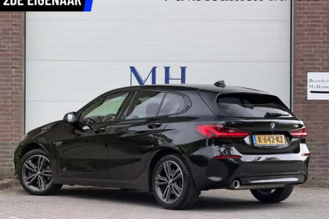 BMW 1-Serie (2021) thumbnail 3