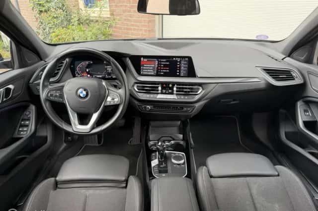 BMW 1-Serie (2021) thumbnail 4