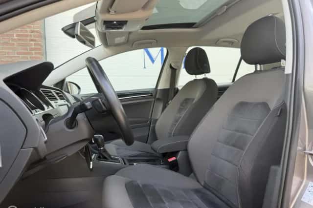 Volkswagen Golf (2013) thumbnail 5