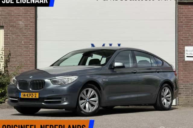 BMW 5-Serie (2010) thumbnail 1