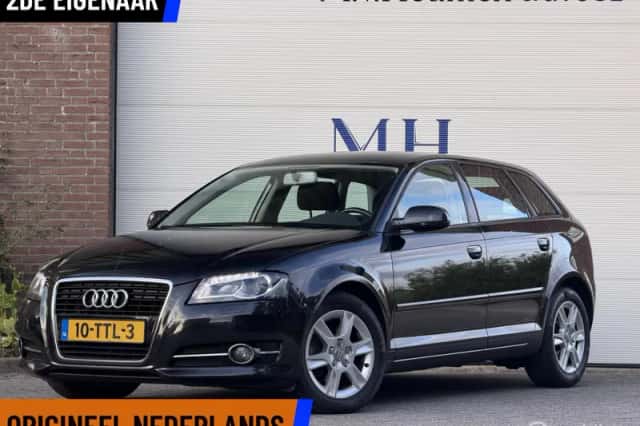 Audi A3 (2012) thumbnail 1