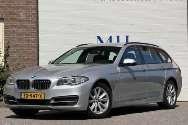 BMW 5-Serie (2015) thumbnail 1