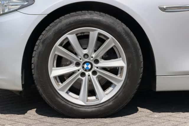 BMW 5-Serie (2015) thumbnail 6