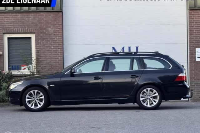 BMW 5-Serie (2008) thumbnail 2
