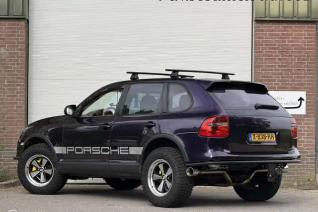 Porsche Cayenne (2007) thumbnail 3