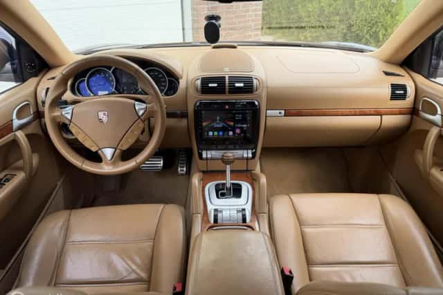 Porsche Cayenne (2007) thumbnail 4