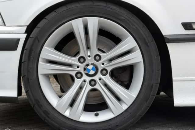BMW 3-Serie (1995) thumbnail 6
