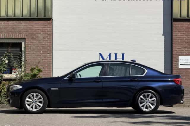 BMW 5-Serie (2013) thumbnail 2