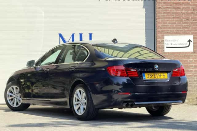 BMW 5-Serie (2013) thumbnail 3