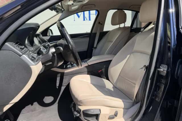 BMW 5-Serie (2013) thumbnail 5