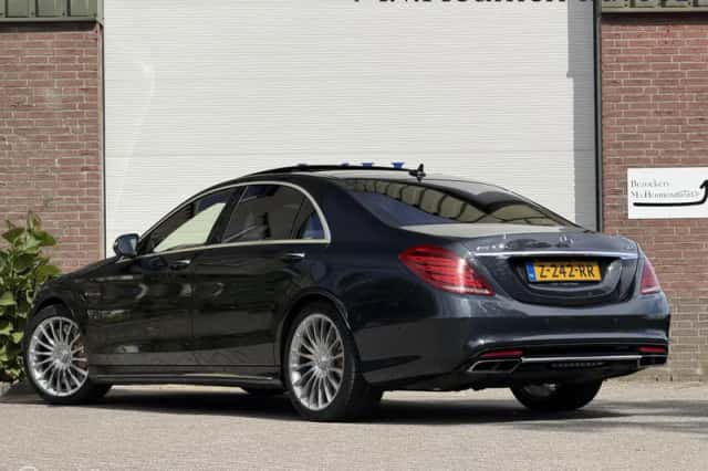 Mercedes-Benz S-Klasse (2016) thumbnail 3