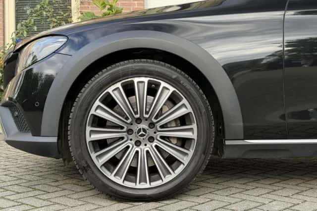 Mercedes-Benz E-Klasse (2017) thumbnail 6
