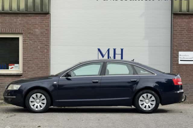 Audi A6 (2006) thumbnail 2