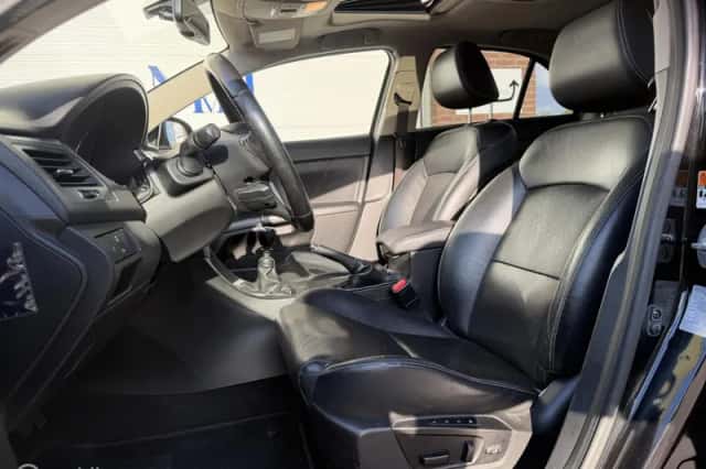 Suzuki Kizashi (2011) thumbnail 5