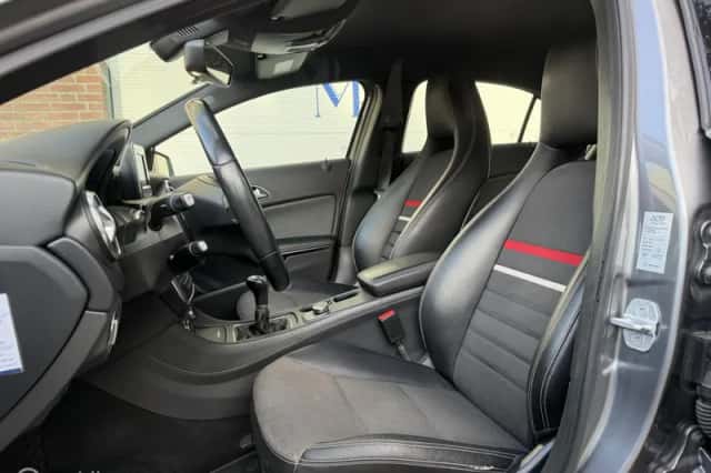Mercedes-Benz A-Klasse (2014) thumbnail 5