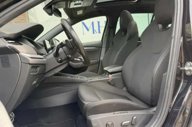 Škoda Octavia (2020) thumbnail 5