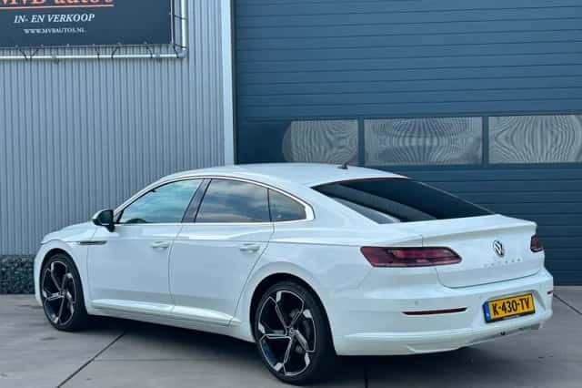 Volkswagen Arteon (2019) thumbnail 4