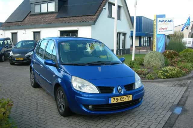 Renault Scénic (2007) thumbnail 1