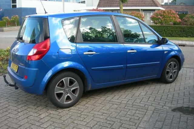 Renault Scénic (2007) thumbnail 2