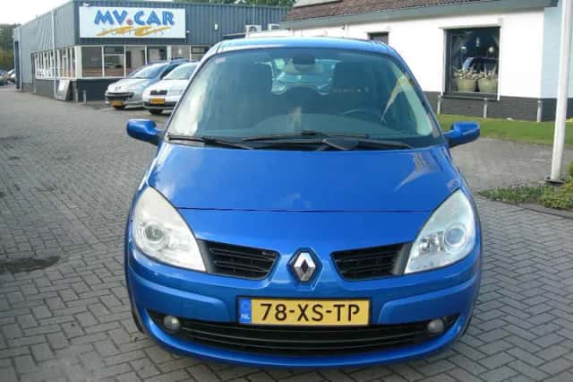 Renault Scénic (2007) thumbnail 6